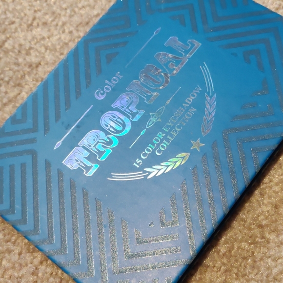 Ccolor Tropical Palette - Picture 3 of 3